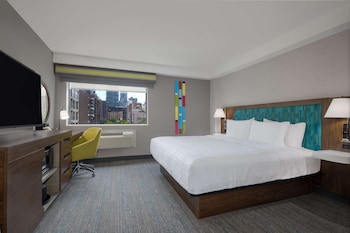 Room, 1 King Bed, Accessible, Bathtub