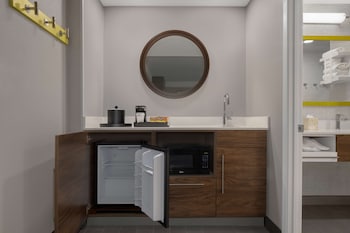Studio Suite, 1 King Bed