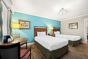 Standard Room, 2 Double Beds, Non Smoking, Refrigerator & Microwave (Pet Friendly)