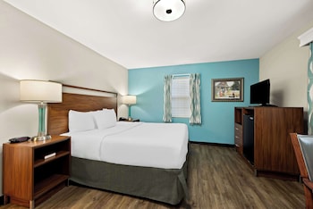 Family Suite, Multiple Beds, Non Smoking, Refrigerator & Microwave