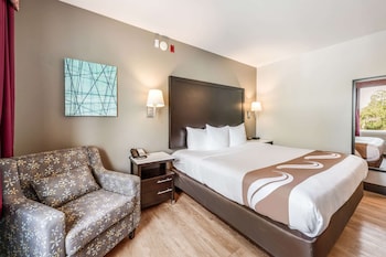 Exterior Standard Room, 1 King Bed, Non Smoking, Annex Building