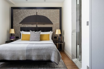 Suite, 1 King Bed (Townhouse)