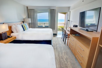 2 Queen Beds Oceanview
