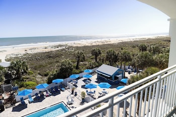 2 Queen Beds Oceanview