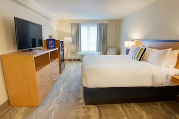 1 King Bed No Balcony