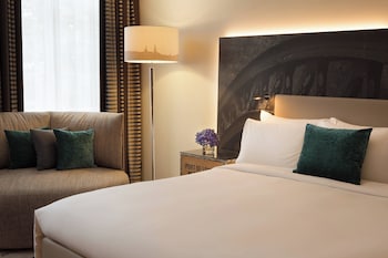 Deluxe Room, 1 King Bed