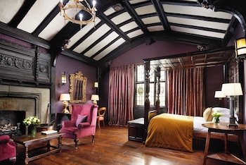 Tudor Suite