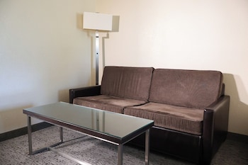 Junior Room, 1 King Bed, Jetted Tub