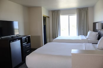 Junior Room, 2 Queen Beds