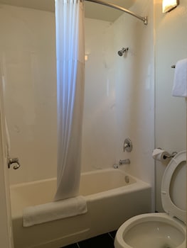 Standard Room, 2 Queen Beds