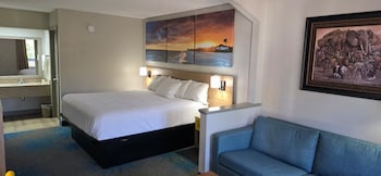Studio Suite, 1 King Bed, Non Smoking
