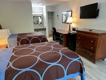 Double Room, Smoking