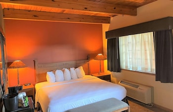 Cabin, 1 King Bed