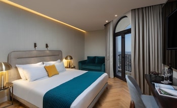 Executive Premium Double or Twin Room, Balcony