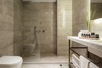 Executive Suite, Balcony
