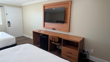 Room, 1 King Bed, Accessible, Non Smoking