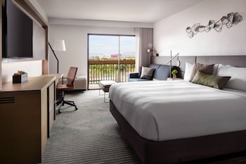 Room, 1 King Bed with Sofa bed, Tower