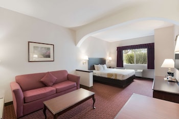 Suite, Jetted Tub