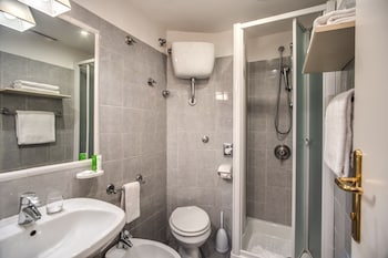 Double Room Single Use - Balcony not guaranteed