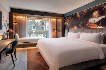 Deluxe Room, 1 King Bed
