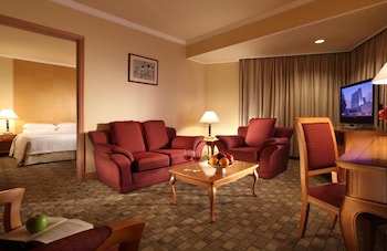 Standard Suite, 1 King Bed