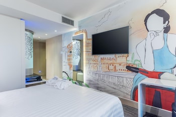 Comfort Room, Multiple Beds