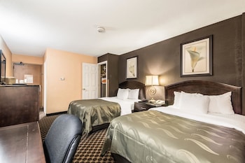 Standard Room, 2 Double Beds, Non Smoking