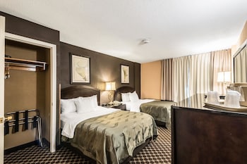 Standard Room, 2 Double Beds, Non Smoking
