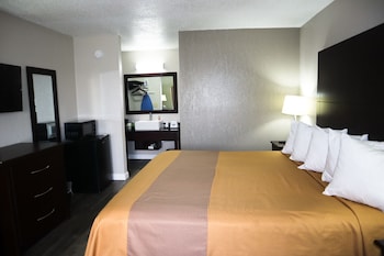 Room, 1 King Bed, Non Smoking