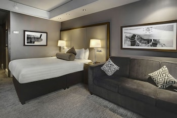 Standard Room, 1 King Bed