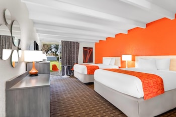 Room, 2 Queen Beds, Accessible, Non Smoking (Mobility Accessible)