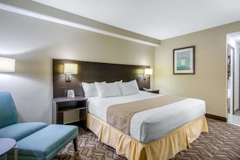Room, 1 King Bed, Non Smoking (Upper Floor)