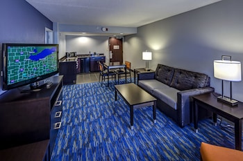 Suite, 1 King Bed (Additional Living Area)