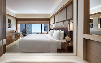 Deluxe Panoramic Room Non-Smoking 1 Double Bed City