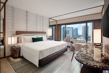 Deluxe Room Non-Smoking 2 Single Bed City View