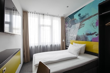 Room (Individual)
