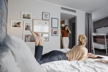 Premium Suite (Family)