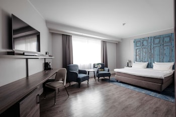 Premium Suite (Family)