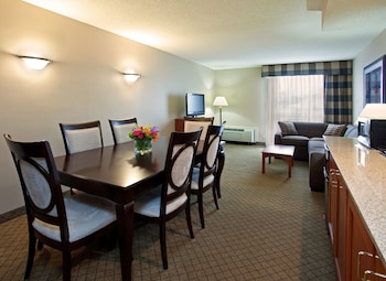 Suite, 2 Bedrooms, Jetted Tub
