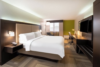 Standard Room, 1 King Bed