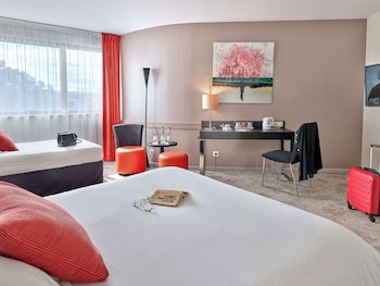 Family Room, Multiple Beds, Non Smoking, Connecting Rooms (Shower Only;Larger Room)