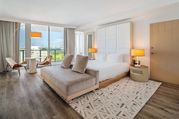One Bedroom Suite King with Balcony