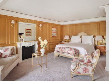 Suite, 1 King Bed, City View (Duplex)