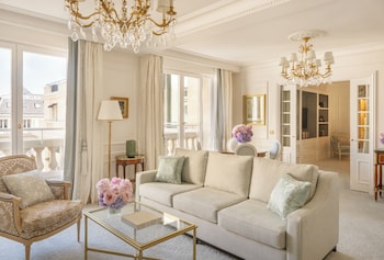 Deluxe Suite, 1 King Bed