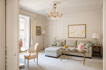 Executive Suite (Two Twin)