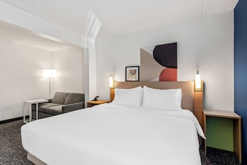 Room, 1 King Bed with Sofa bed, Accessible (Hearing)
