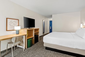 Room, 1 King Bed, Accessible, Bathtub (Mobility)