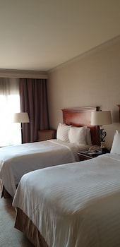 Deluxe Room, 1 King Bed, Balcony