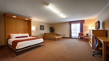 Standard Room, 1 Queen Bed, Accessible, Non Smoking (with Sofabed)