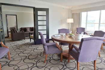Suite, 1 Bedroom (Top Floor)